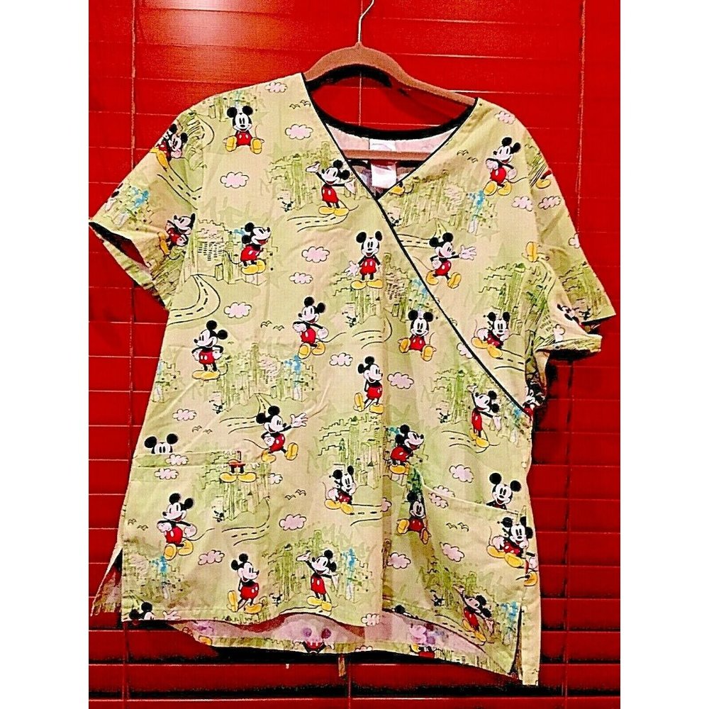 Disney Scrub Mickey Green Road Large Uniform Top brand uniform medical